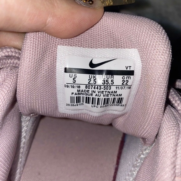 Women’s Nike Air Max 95 Premium ‘BARELY ROSE’ - Picture 6 of 6